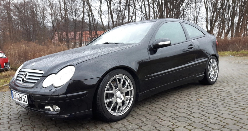 Mercedes-Benz Klasa C cena 22800 przebieg: 222000, rok produkcji 2002 z Bytom małe 667